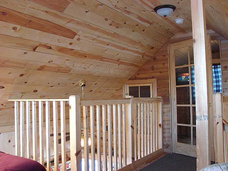 loft area of 16' cabin